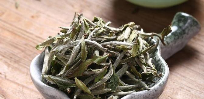 白牡丹属于什么茶？白牡丹茶的分类和特点是什么？